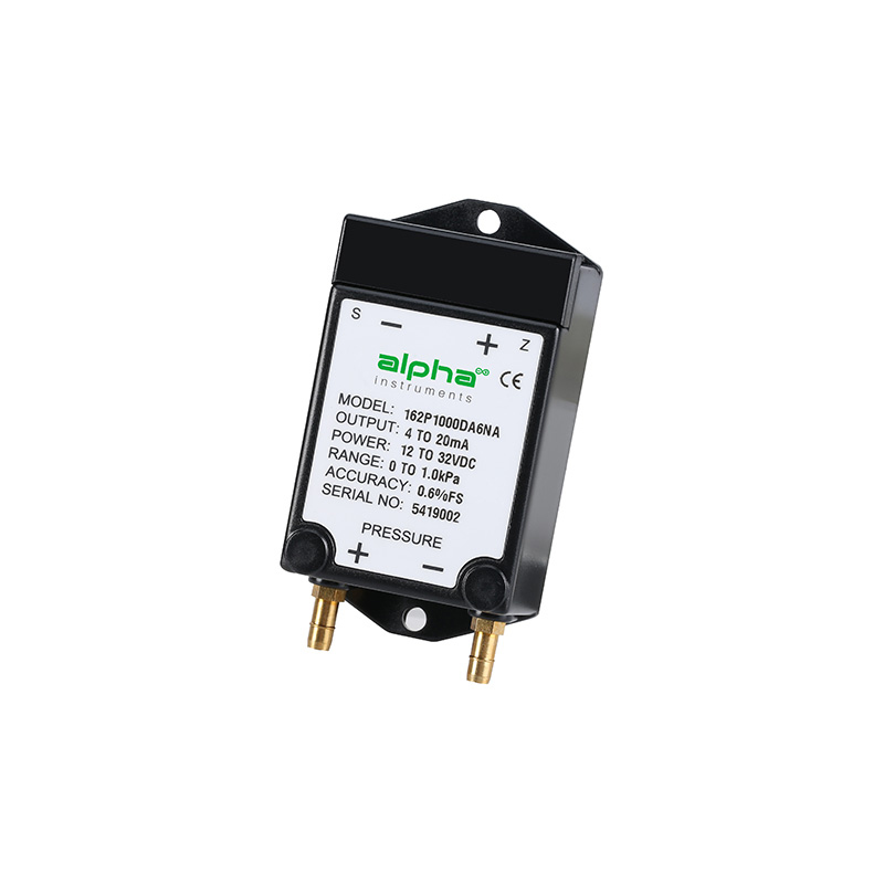 Model 162΢��ѹ������